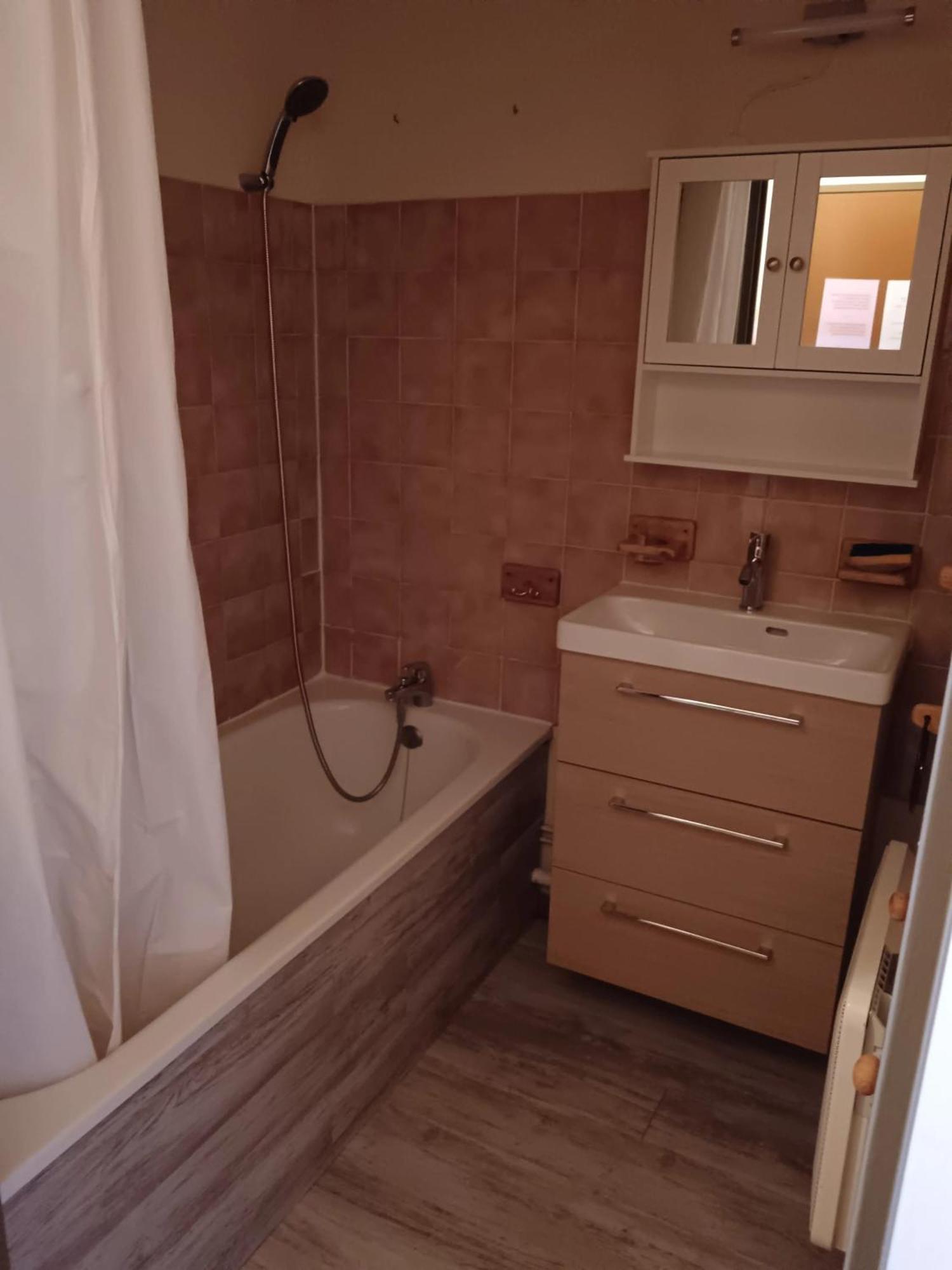 Appartement Confortable Avec Vue Sur La Montagne 노르트 담 드 벨레콤 외부 사진